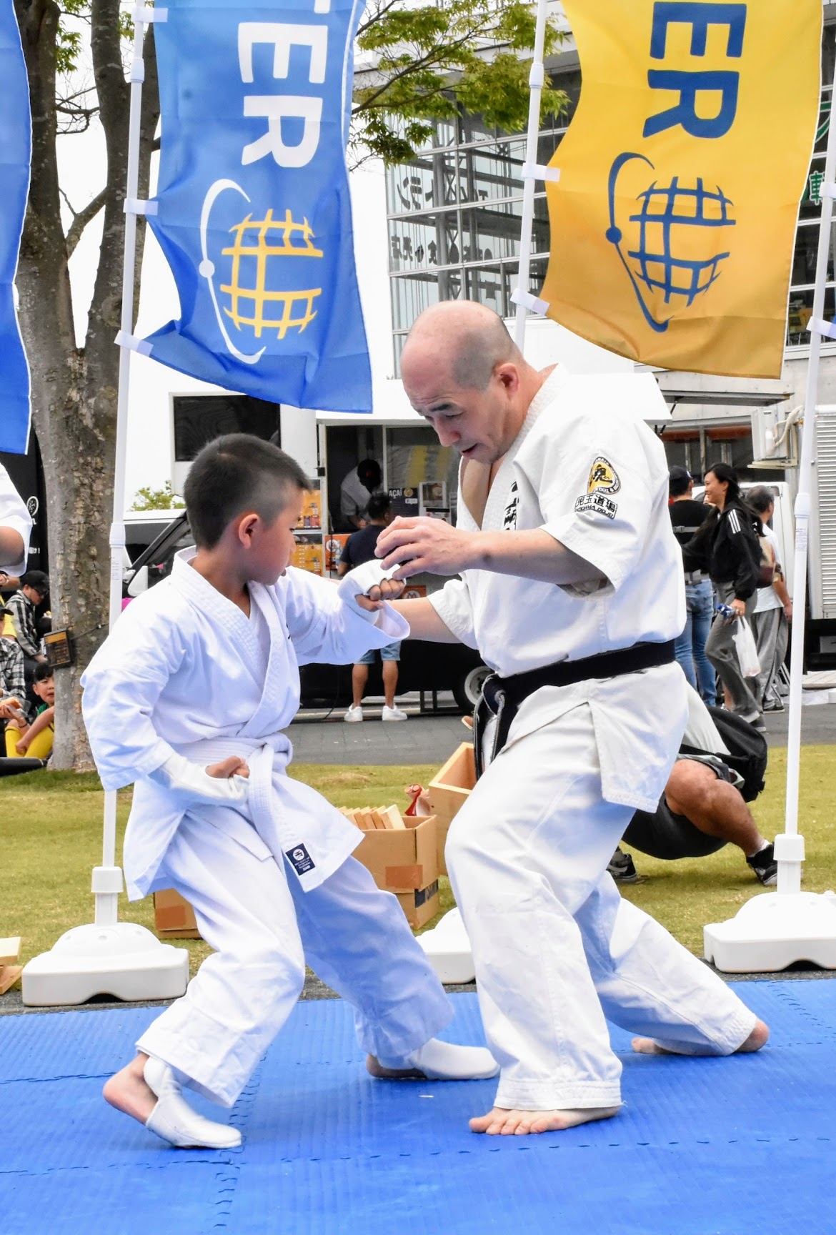Tetsuyoshi Kodama 